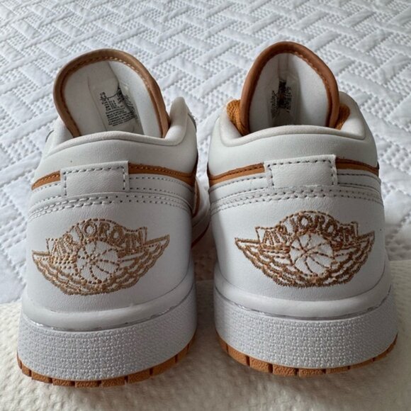Nike Air Jordan 1 Low Stylish White Sneakers Male Men Boy Size 5/Woman 6.5 - Picture 8 of 13